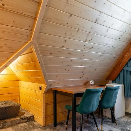 Bed & Breakfast Folk Prestige 3*