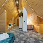 Bed & Breakfast Folk Prestige Zakopane