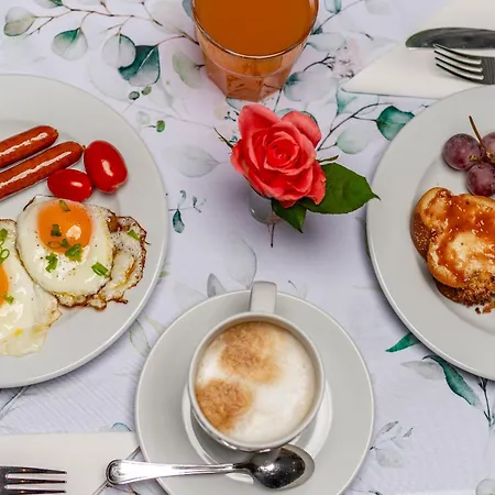 Frühstückspension Folk Prestige 3*