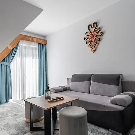 Frühstückspension Folk Prestige 3*