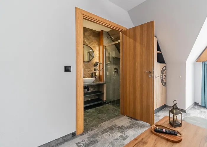 Folk Prestige Bed & Breakfast