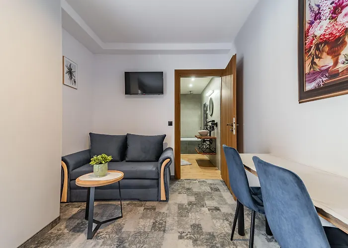 Bed & Breakfast Folk Prestige