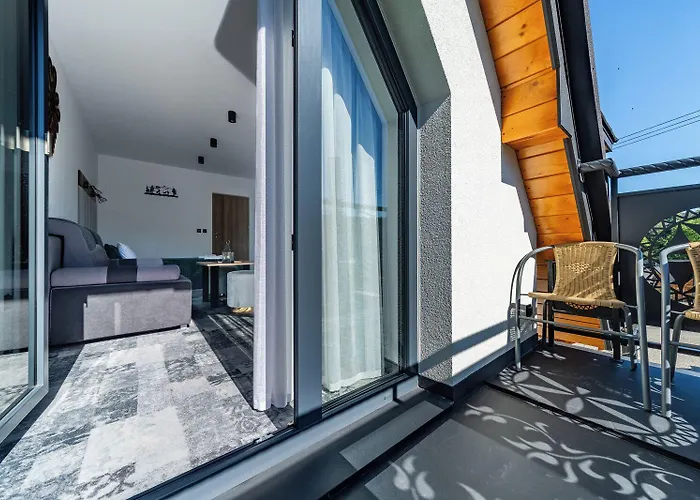 Folk Prestige Bed & Breakfast